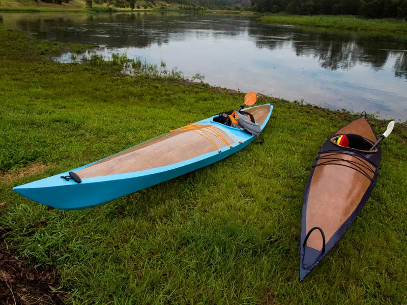 Two kayaks on the ground to test the stability.
